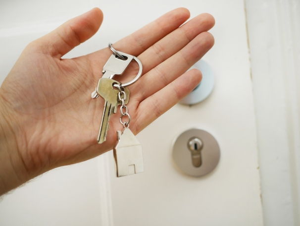 https://PedroSandler.StopRentingStartOwning.com
